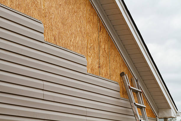 24/7 Emergency Vinyl Siding experts in Inverness, IL